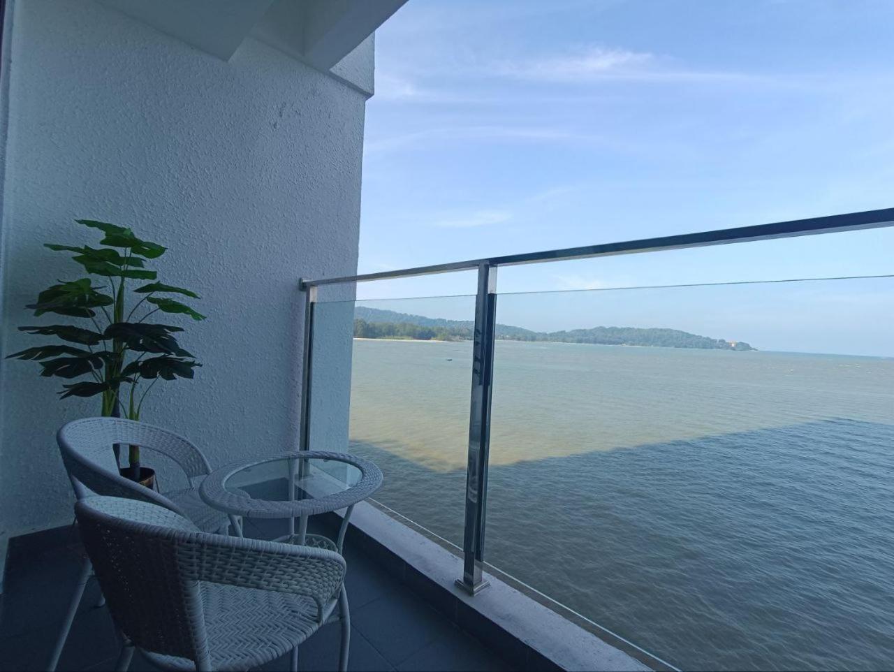 Kuantan Imperium Seaview Cityview By Avenzee Aparthotel Exterior photo